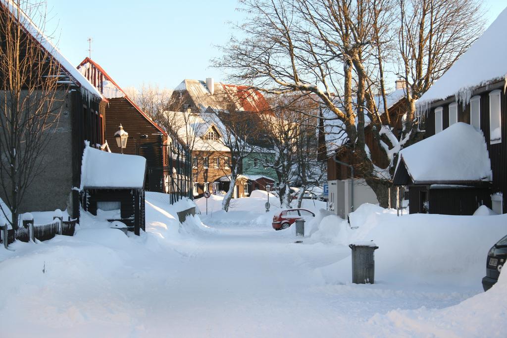 Apartments Stein Bozi Dar Exterior photo